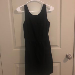 Black Gap Dress *has pockets*